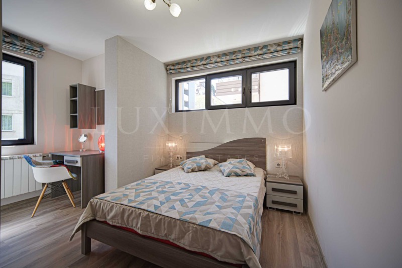 Издаје се  2 спаваће собе Софија , Красно село , 98 м2 | 49886807 - слика [9]