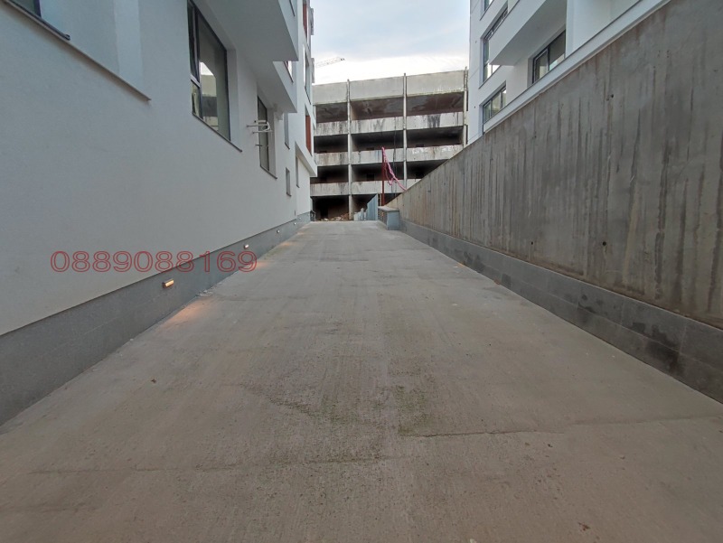 Дава под наем ГАРАЖ, ПАРКОМЯСТО, гр. София, Овча купел, снимка 11 - Гаражи и паркоместа - 52878937