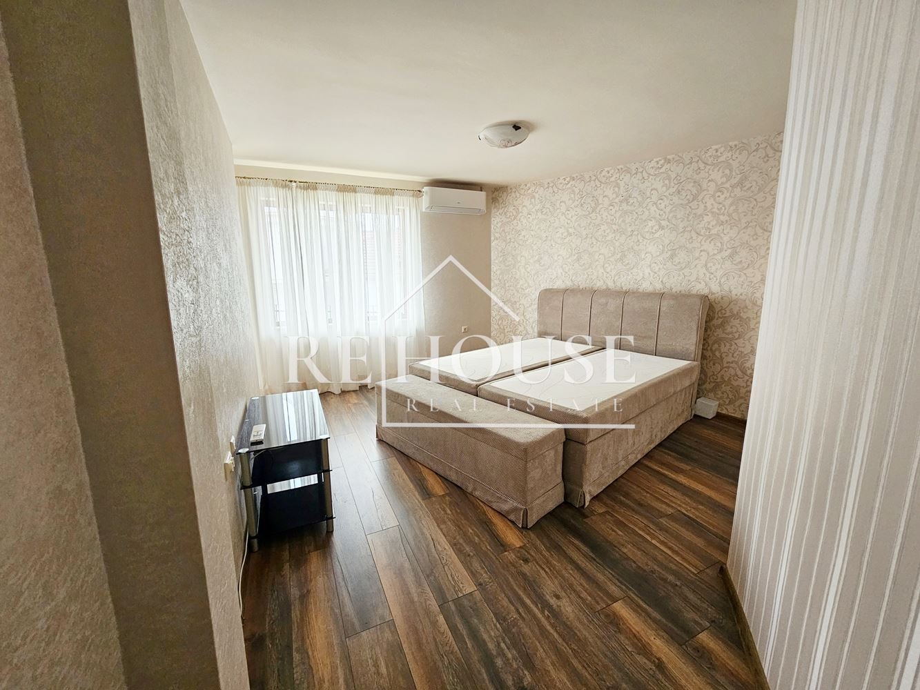 Дава под наем КЪЩА, гр. Варна, м-т Долна Трака, снимка 8 - Къщи - 53674541