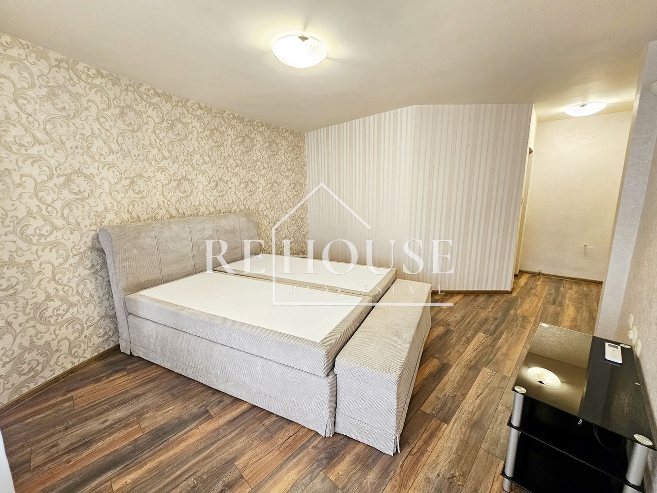 Дава под наем КЪЩА, гр. Варна, м-т Долна Трака, снимка 9 - Къщи - 53674541