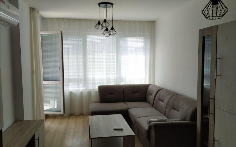 En renta  1 dormitorio Sofia , Mladost 1 , 60 metros cuadrados | 54411107