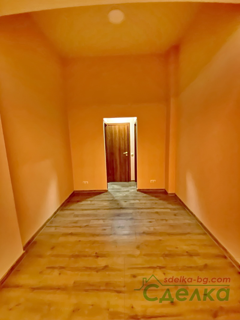 Дава под наем ЗАВЕДЕНИЕ, гр. Габрово, Център, снимка 3 - Заведения - 52625444