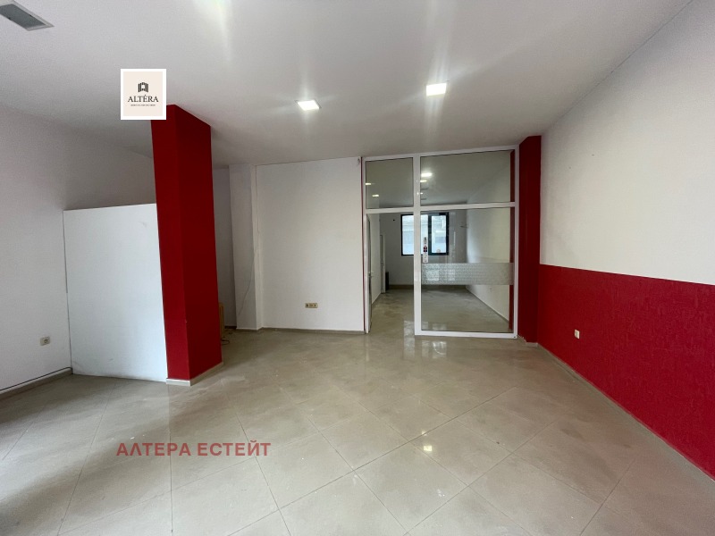 Дава под наем МАГАЗИН, гр. Варна, Зимно кино Тракия, снимка 6 - Магазини - 53375519