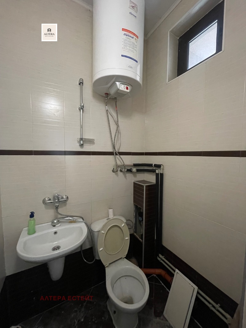 Дава под наем МАГАЗИН, гр. Варна, Зимно кино Тракия, снимка 8 - Магазини - 53375519