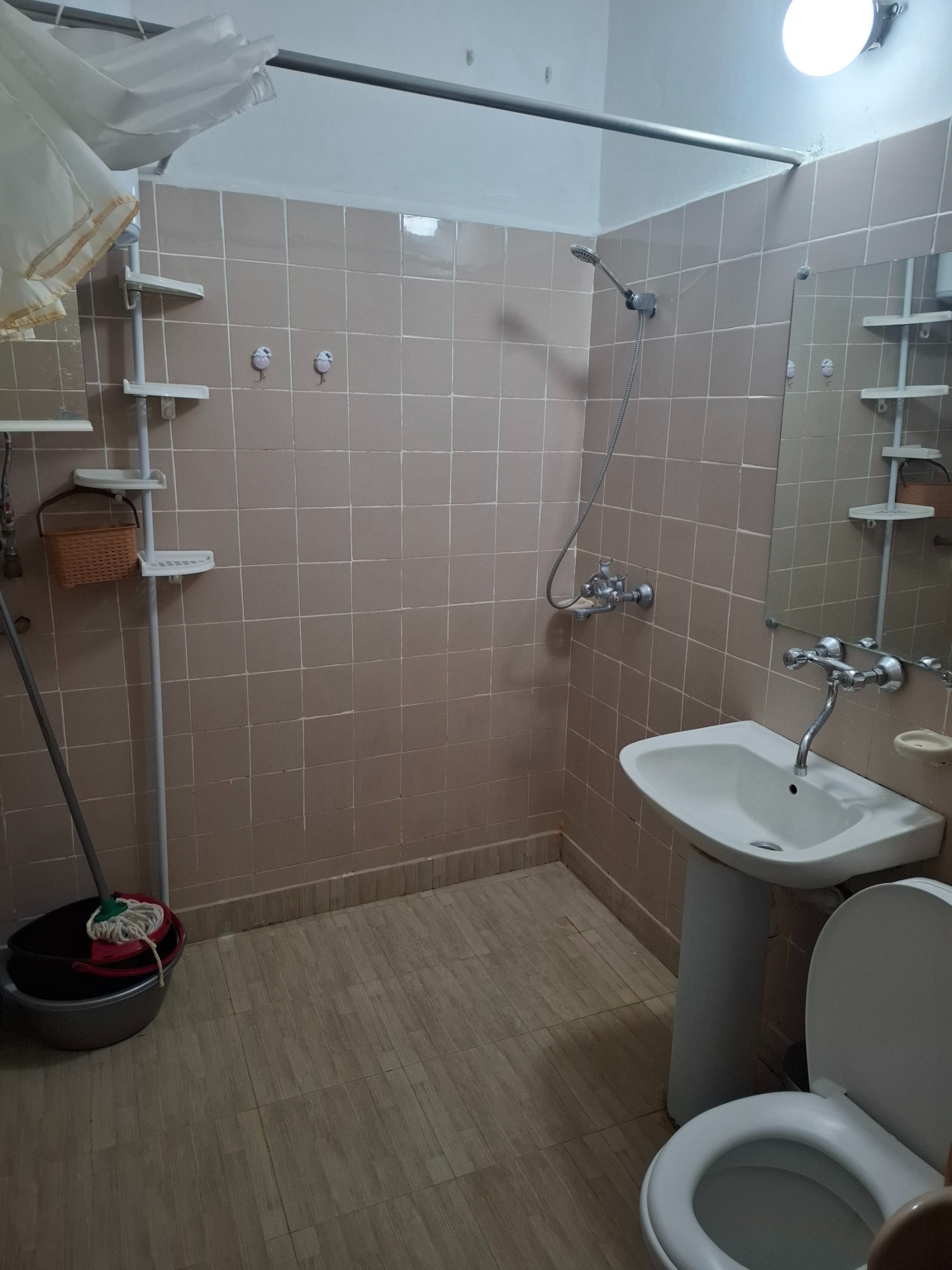 Дава под наем 2-СТАЕН, гр. Пловдив, Кършияка, снимка 16 - Апартаменти - 56267516