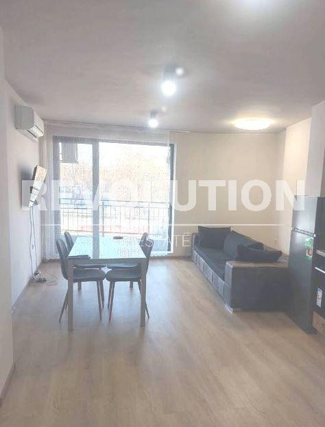 De inchiriat  1 dormitor Varna , Colhozen pazar , 65 mp | 62747359