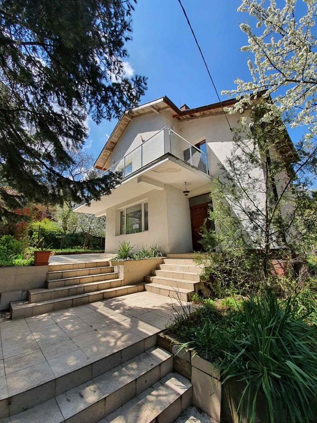 Дава под наем  Къща град София , Драгалевци , 200 кв.м | 81465691