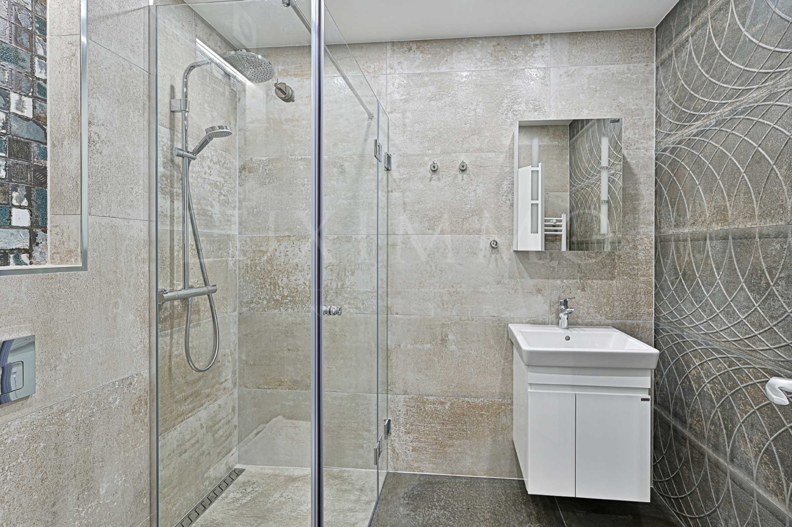 Дава под наем 2-СТАЕН, гр. София, Драгалевци, снимка 16 - Апартаменти - 54206340