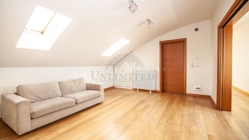 A louer  3+ chambres Sofia , Tsentar , 350 m² | 33748529 - image [13]