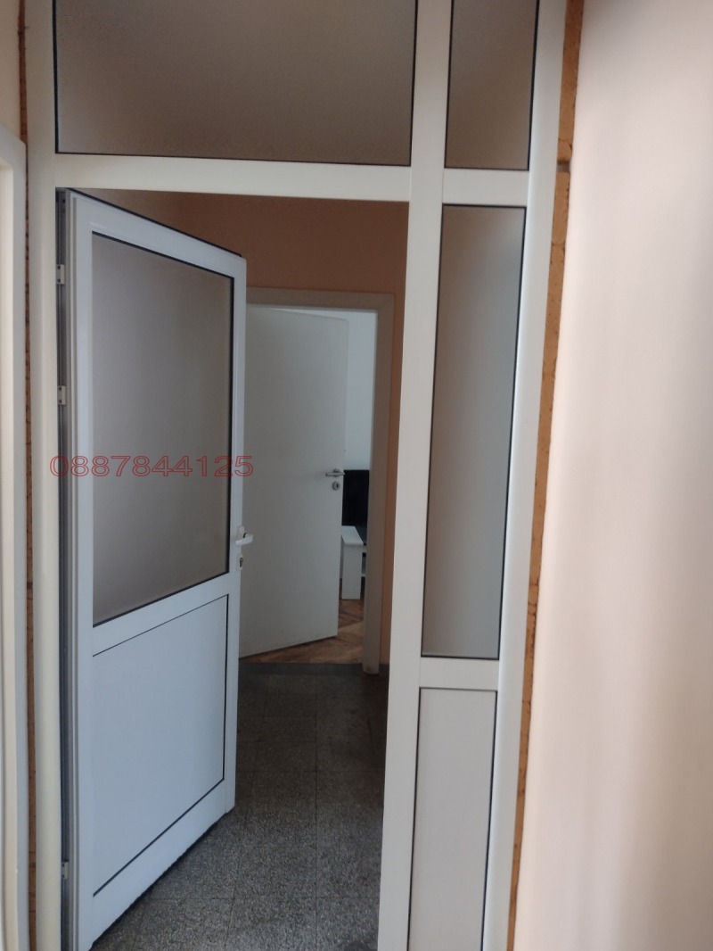 Дава под наем ОФИС, гр. Силистра, Център, снимка 3 - Офиси - 52779905