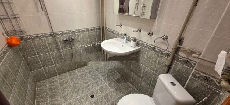 Издаје се  1 спаваћа соба Софија , Центар , 70 м2 | 48950990 - слика [7]
