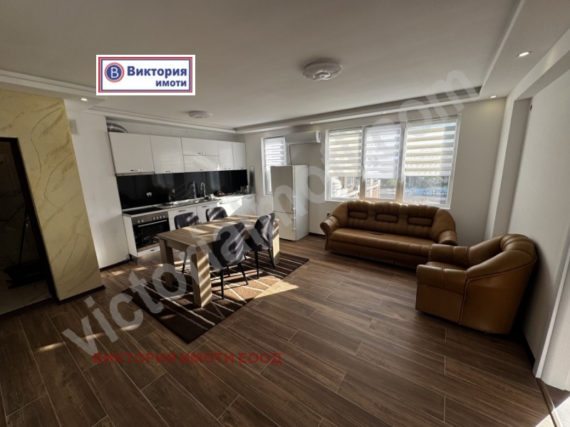 Дава под наем 3-СТАЕН, гр. Велико Търново, Център, снимка 2 - Апартаменти - 52622055