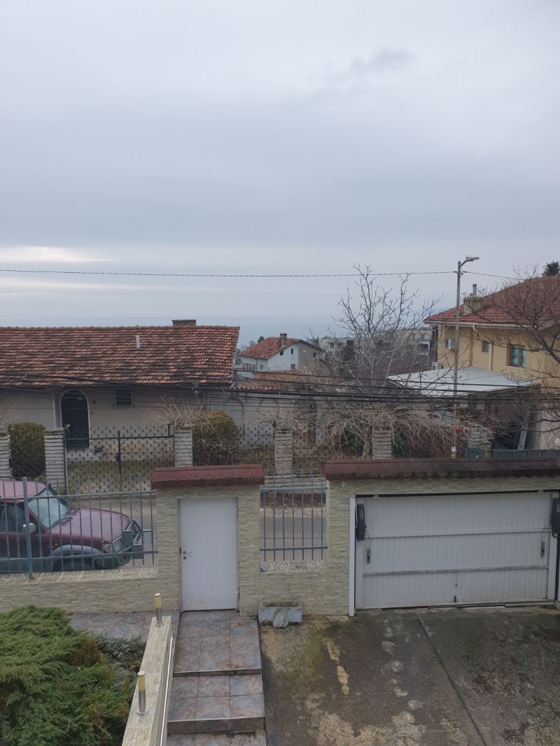 Дава под наем 3-СТАЕН, гр. Варна, м-т Долна Трака, снимка 3 - Апартаменти - 53538865