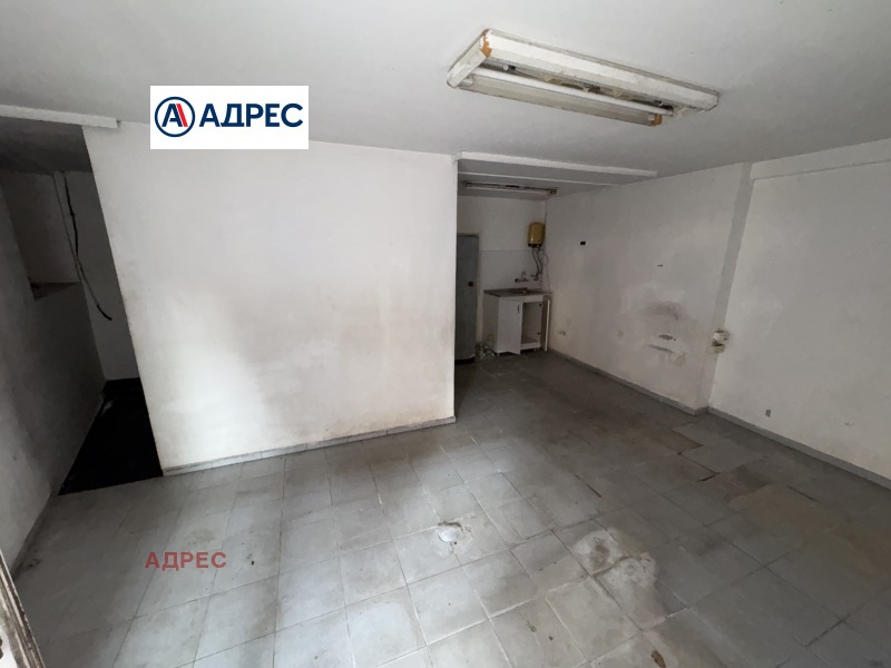 Дава под наем МАГАЗИН, гр. Варна, Операта, снимка 2 - Магазини - 52815499