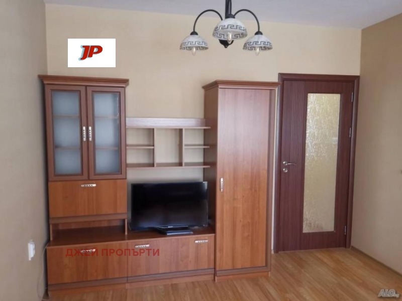 Дава под наем 3-СТАЕН, гр. Пловдив, Кършияка, снимка 1 - Апартаменти - 53427944