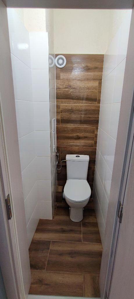 Дава под наем 3-СТАЕН, гр. София, Толстой, снимка 11 - Апартаменти - 54350472