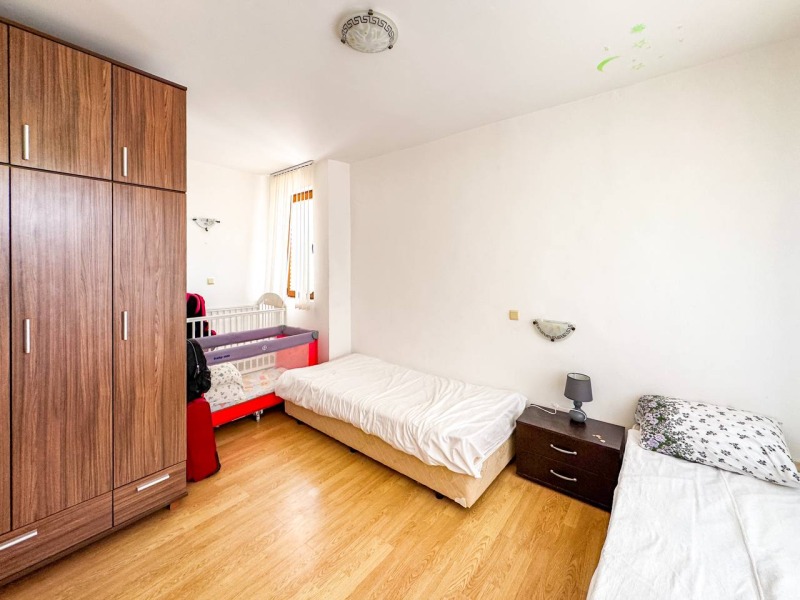 De inchiriat  Casa Burgas , Sarafovo , 102 mp | 82303293 - imagine [8]