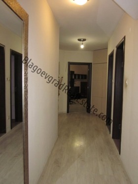 2 bedroom Shirok tsentar, Blagoevgrad 5