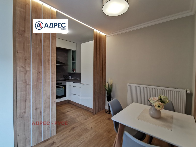 Издаје се  1 спаваћа соба Русе , Центар , 60 м2 | 89309018 - слика [2]