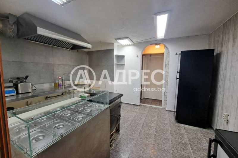 Kiadó  Üzlet Plovdiv , Kamenica 1 , 20 négyzetméter | 39331283