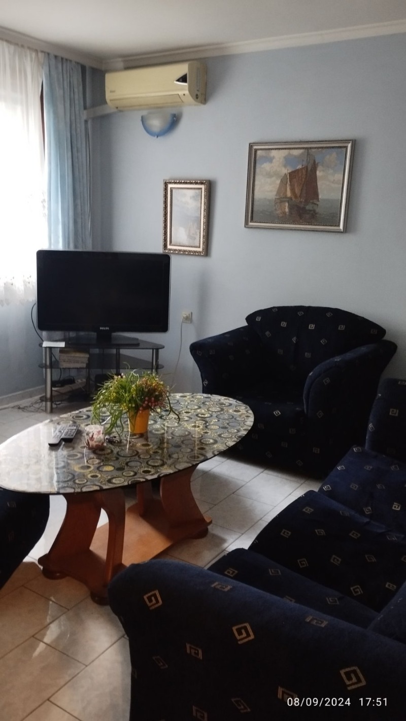 Дава под наем  2-стаен град Бургас , Център , 65 кв.м | 40168328 - изображение [4]