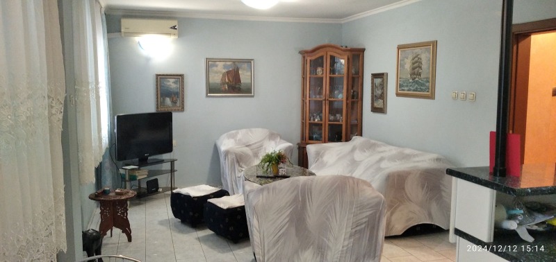 Дава под наем  2-стаен град Бургас , Център , 65 кв.м | 40168328 - изображение [7]