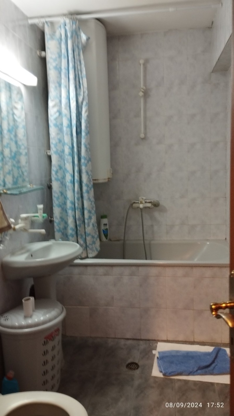 Дава под наем  2-стаен град Бургас , Център , 65 кв.м | 40168328 - изображение [9]
