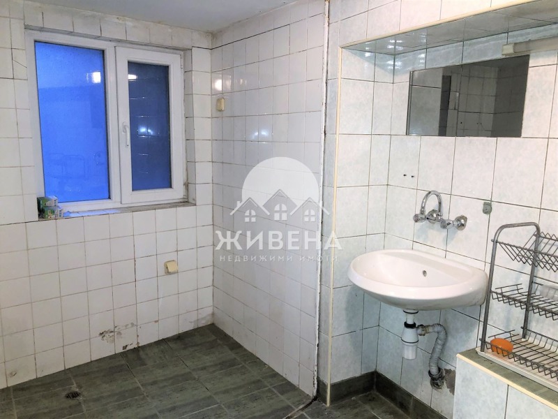 Te huur  Kantoor Varna , Tsentar , 75 m² | 68566823 - afbeelding [13]