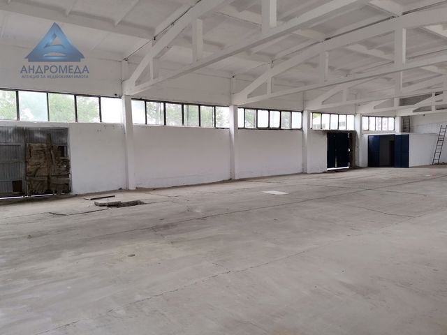 Da affittare  Edificio industriale Pleven , Industrialna zona - Zapad , 573 mq | 95235017 - Immagine [5]