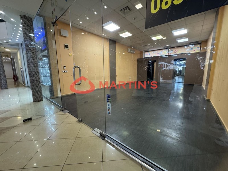 De inchiriat  Magazin Sofia , Mladost 1 , 55 mp | 53783328