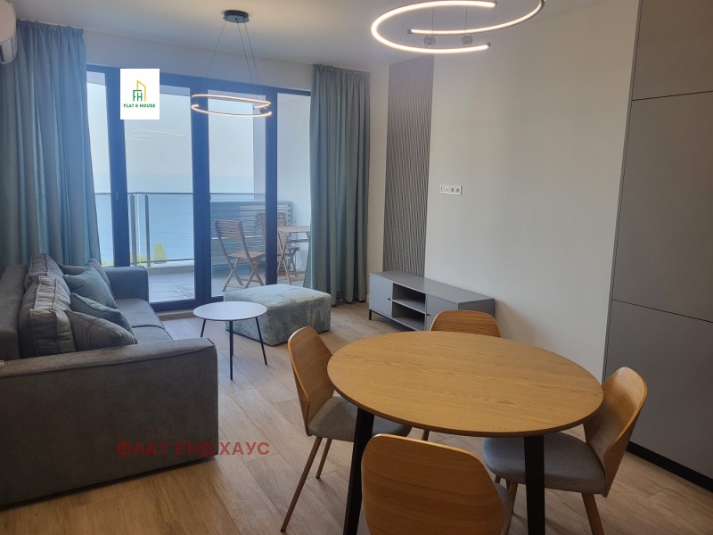 Para alugar  1 quarto Varna , k.k. Tchaika , 55 m² | 25296378