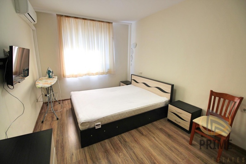 K pronájmu  1 ložnice Burgas , Vazraždane , 75 m2 | 65057782 - obraz [13]