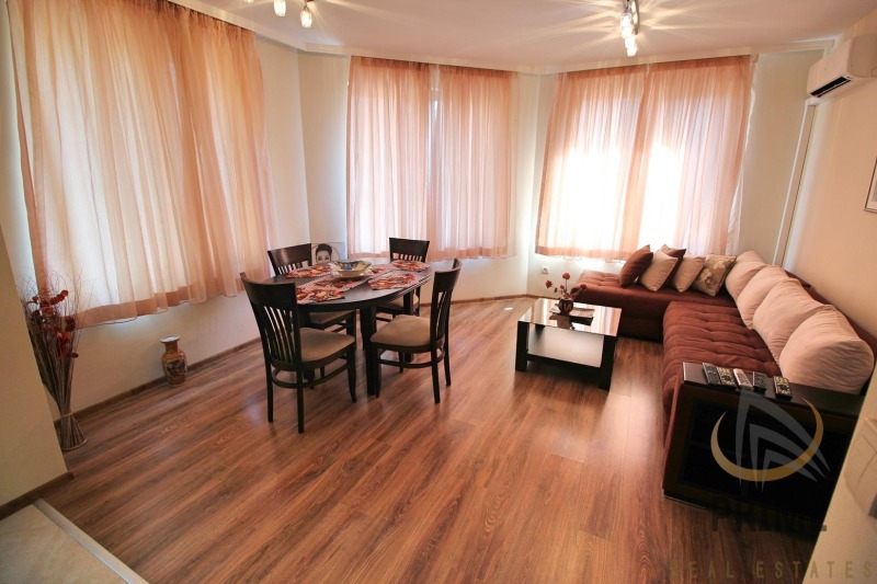 K pronájmu  1 ložnice Burgas , Vazraždane , 75 m2 | 65057782 - obraz [7]