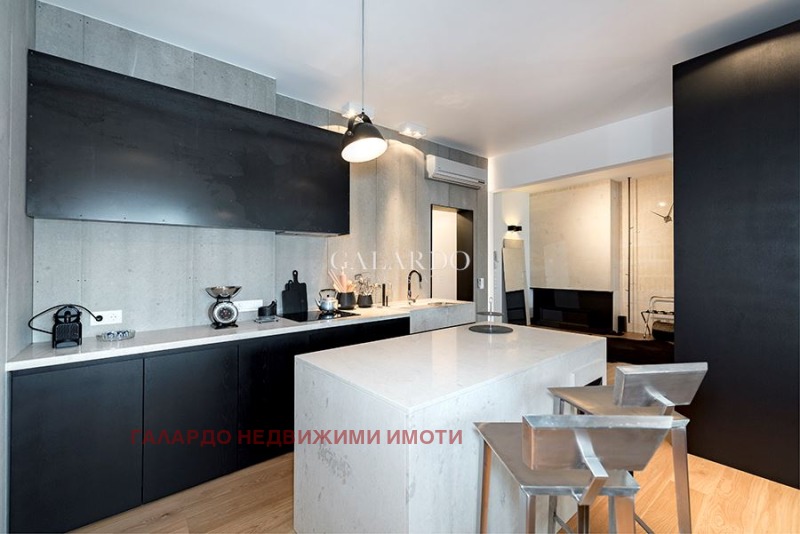 K pronájmu  3 ložnice Sofia , Centar , 170 m2 | 64657559 - obraz [7]