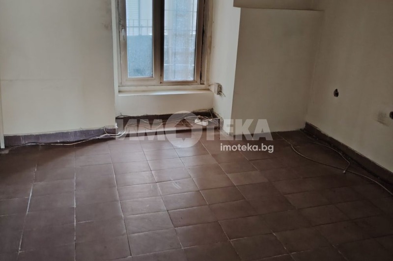 Til leie  Butikk Sofia , Tsentar , 57 kvm | 72043927 - bilde [4]