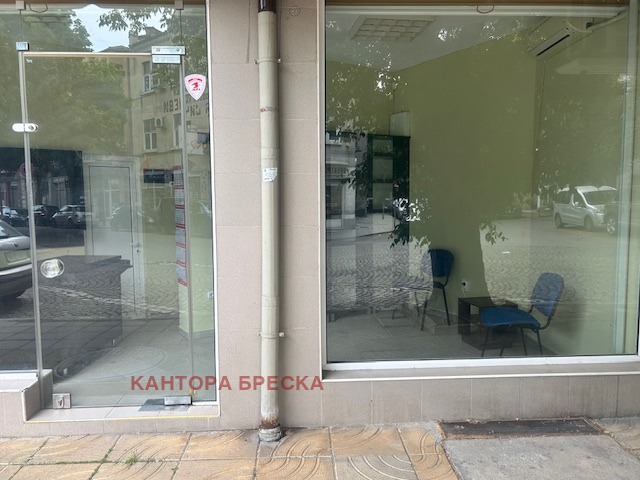 K pronájmu  Prodejna Plovdiv , Karšijaka , 35 m2 | 89983419 - obraz [2]