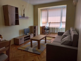 1 makuuhuone Sportna zala, Varna