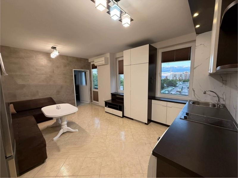 K pronájmu  1 ložnice Sofia , Mladost 4 , 67 m2 | 82401332 - obraz [2]