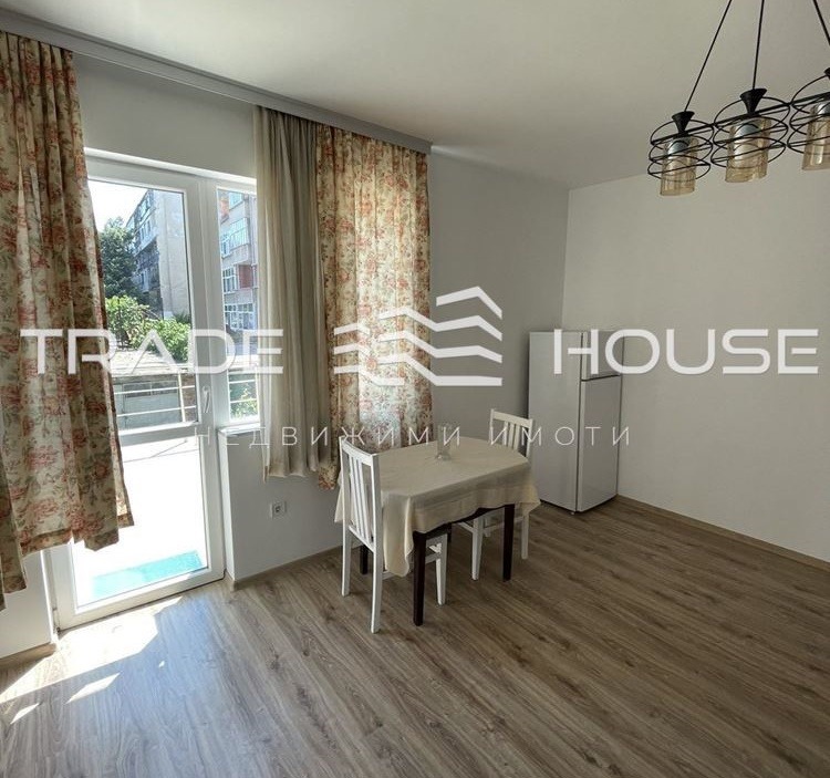 Дава под наем 2-СТАЕН, гр. Пловдив, Кючук Париж, снимка 3 - Апартаменти - 54216212