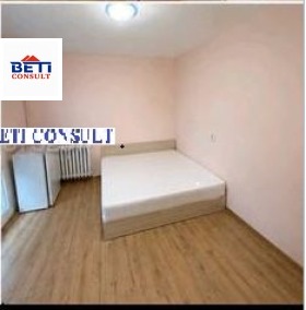 Дава под наем СТАЯ, гр. София, Изток, снимка 3 - Стаи под наем - 56256182