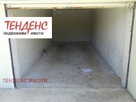 Дава под наем Гараж