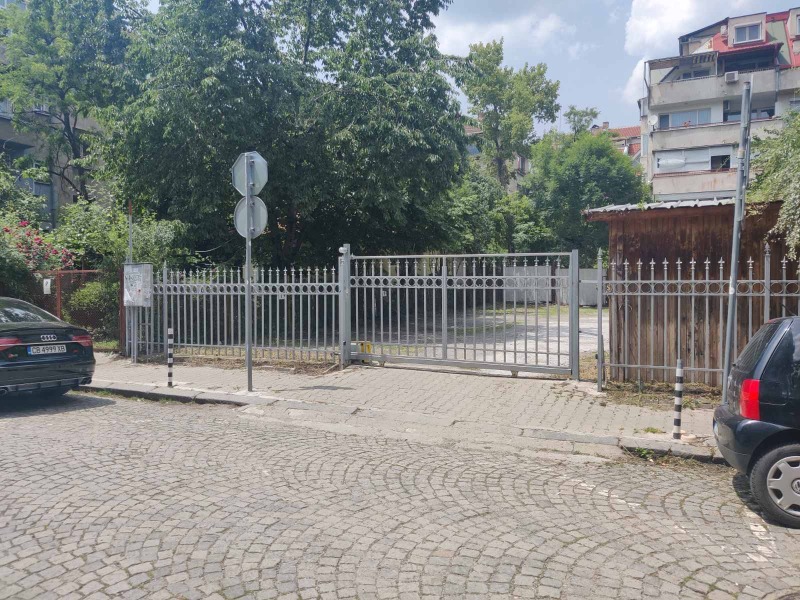 För uthyrning  Parkeringsplats Sofia , Centar , 20 kvm | 17560401 - bild [2]