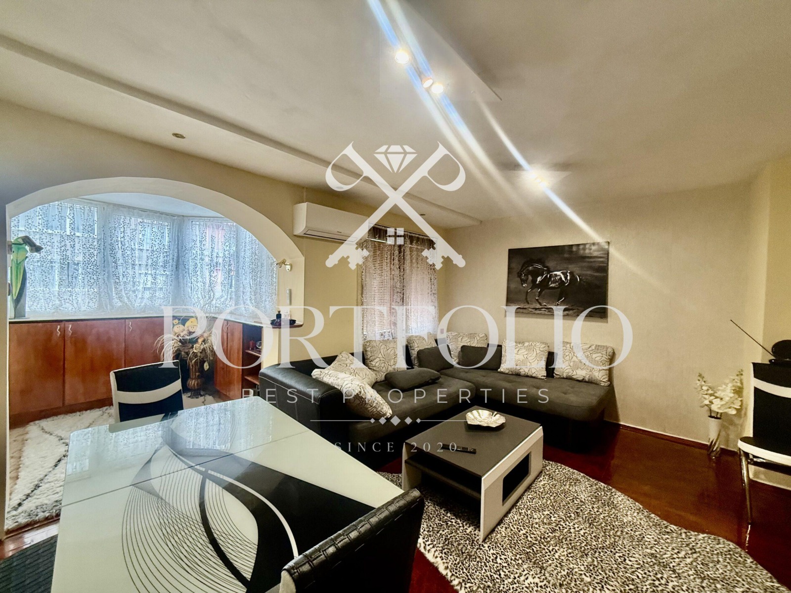 Дава под наем 3-СТАЕН, гр. Бургас, Център, снимка 3 - Апартаменти - 53621677