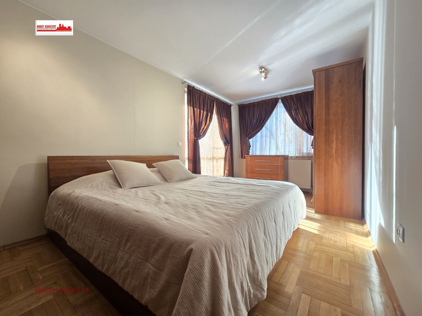 Дава под наем МНОГОСТАЕН, гр. Пловдив, Кючук Париж, снимка 5 - Апартаменти - 53731267