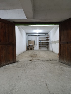Garasje Reduta, Sofia
