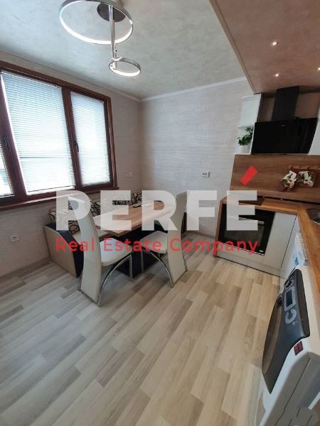 K pronájmu  1 ložnice Burgas , Centar , 70 m2 | 73322323 - obraz [4]