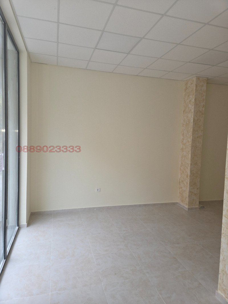 Издаје се  Схоп Пловдив , Тракија , 50 м2 | 81804539 - слика [4]