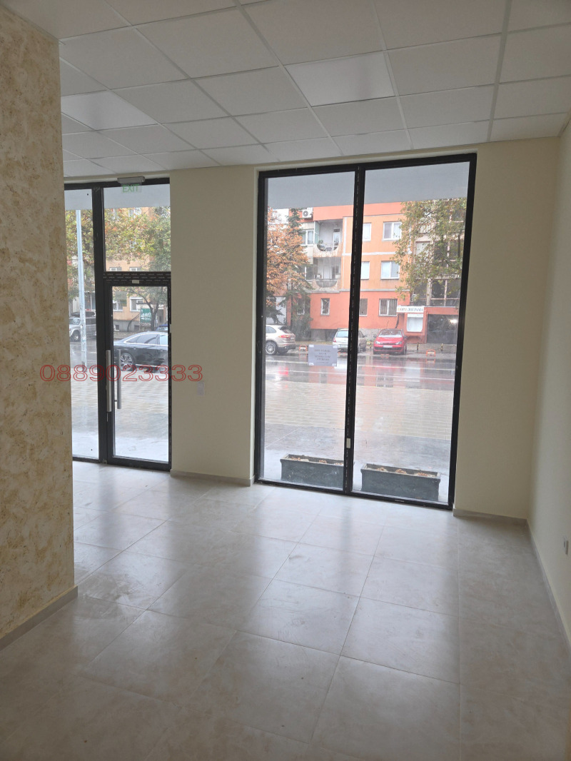 Издаје се  Схоп Пловдив , Тракија , 50 м2 | 81804539 - слика [5]
