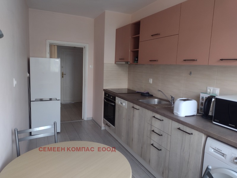 Kiralık  1 yatak odası Plovdiv , Mladejki Halm , 76 metrekare | 50586298 - görüntü [2]