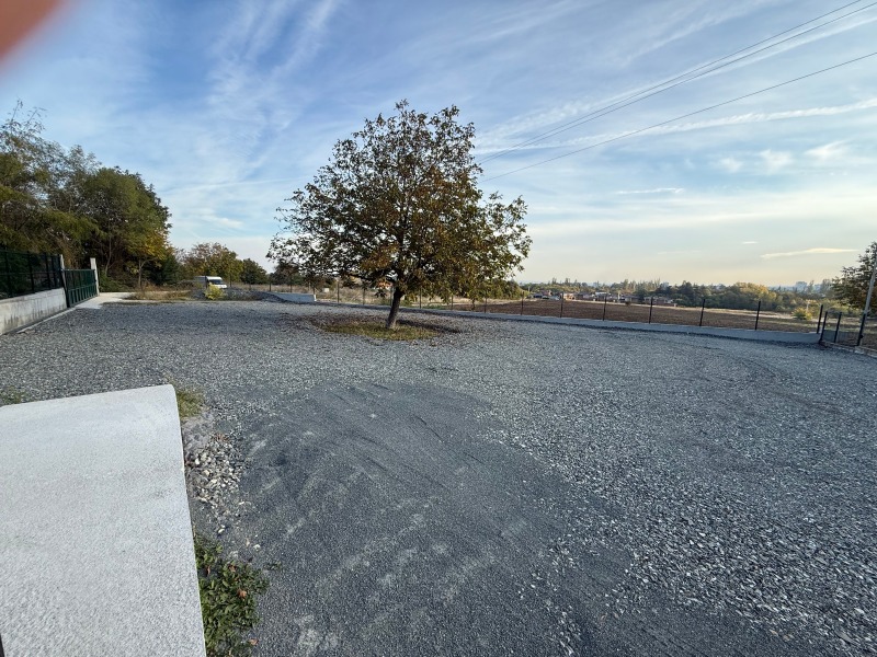 Дава под наем МЯСТО, гр. Стара Загора, м-т Беш Бунар, снимка 3 - Парцели - 52780469